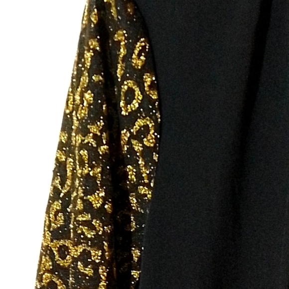 NWT Michael kors Blouse Black and Gold - Picture 2 of 4